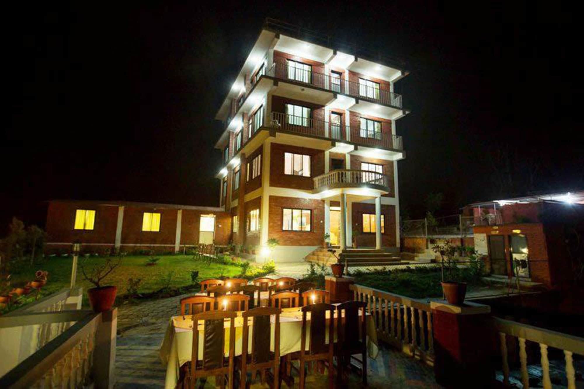Sojourn Himalaya Resort Dhulikhel Exterior photo